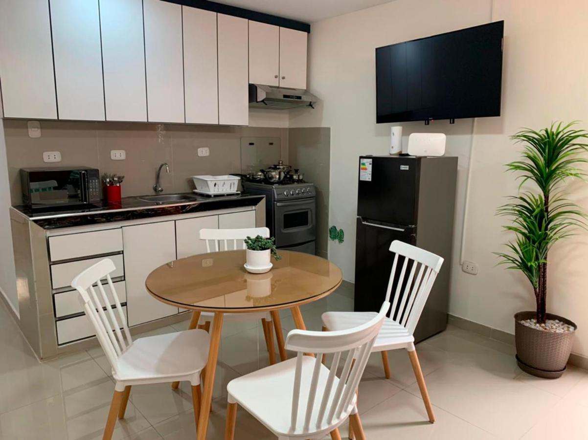 Acogedor Departamento Amoblado En San Miguel, Primer Piso, Wifi. Lima Bagian luar foto